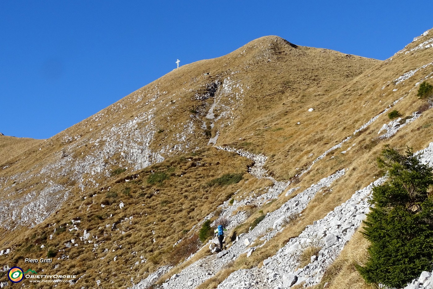 32 In vista della Croce di Zorzone.JPG